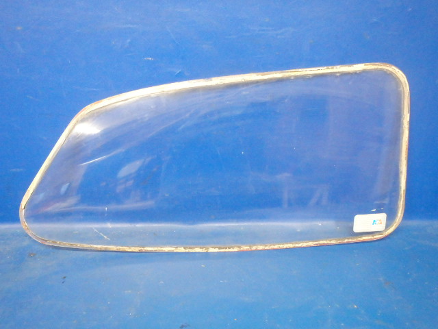 0512180-2 Cessna - Window-Side RH